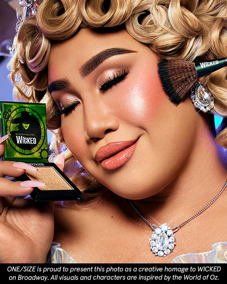 One/Size X Wicked Spotlight Highlighter - הייליטר אבקתי וויקד x וואן סייז