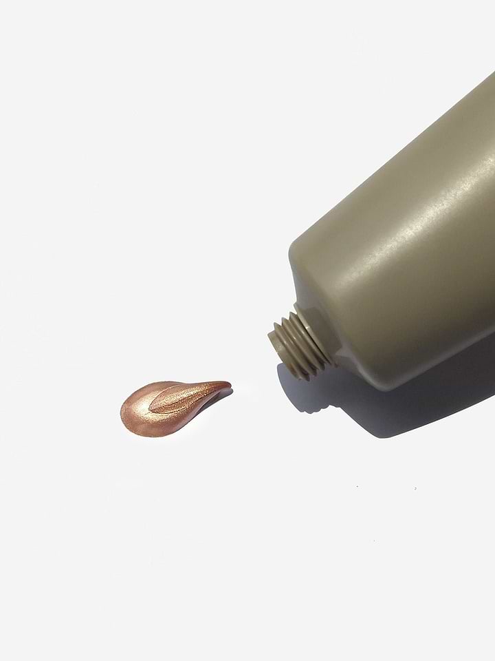 Refy Gloss Highlighter - הייליטר נוזלי ריפיי
