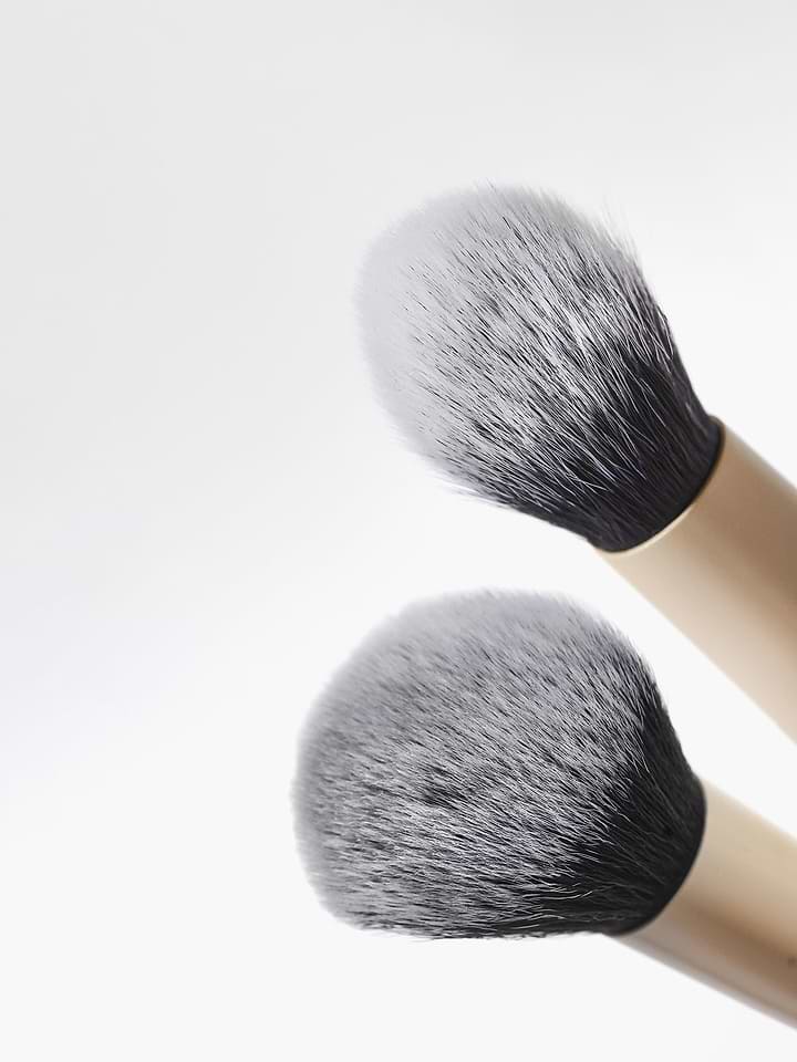 Refy Duo Complexion Brush - מברשת דו צדדית ריפיי אבקתיים