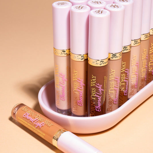 Too Faced Born This Way Eethreal Light Illuminating Concealer - קונסילר של טו פייסד