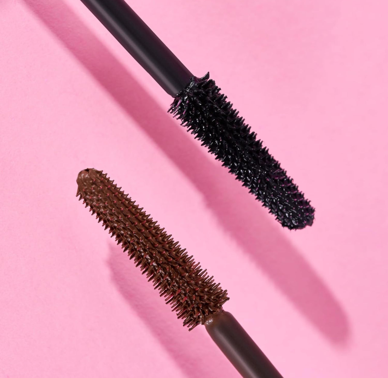 Lash Without Limits Brown Extreme Lengthening & Volume Mascara -  מסקרה חומה אסנס