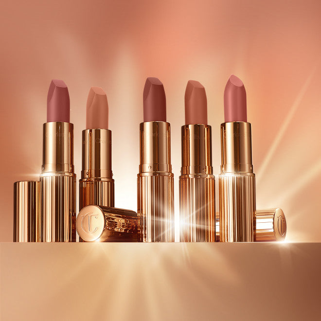 Charlotte Tilbury Matte Revolution lipstick - שפתון מט שרלוט טילבורי