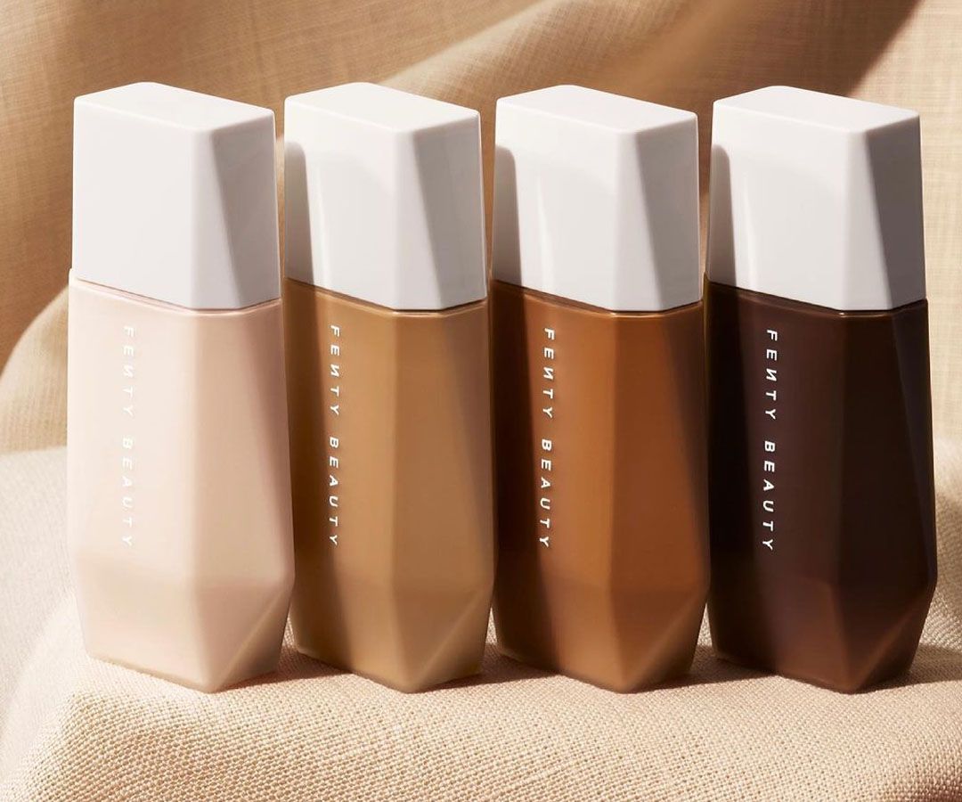 Fenty Beauty Eaze Drop Blurring Skin Tint - טיפות זוהר פנטי ביוטי